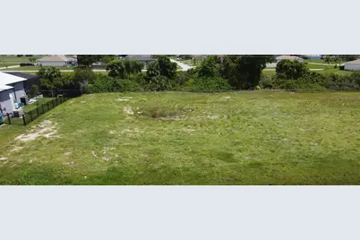 2218 NW 4th Street, Cape Coral, FL 33993 - Photo 4