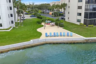 19800 Sandpointe Bay Dr, Tequesta, FL 33469 - Photo 4