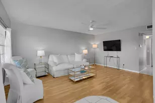 336 Dorset H, Boca Raton, FL 33434 - Photo 4