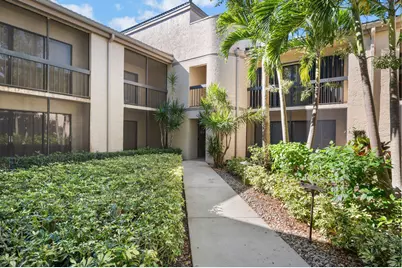 9460 Meadowood Drive #103, Fort Pierce, FL 34951 - Photo 4