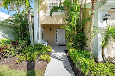 8 Windsor Lane, Palm Beach Gardens, FL 33418 - Photo 4
