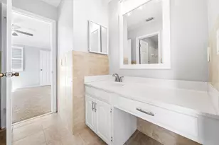 8 Windsor Ln, Palm Beach Gardens, FL 33418 - Photo 18