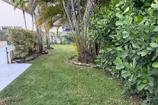 1343 Lake Breeze Dr, Wellington, FL 33414 - Photo 22