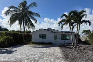 320 NW 3rd Ave, Delray Beach, FL 33444 - Photo 1