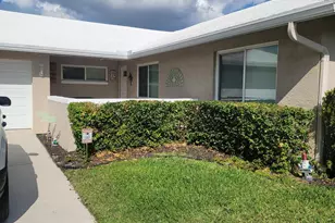 27 Vista Del Rio, Boynton Beach, FL 33426 - Photo 10