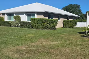 27 Vista Del Rio, Boynton Beach, FL 33426 - Photo 4