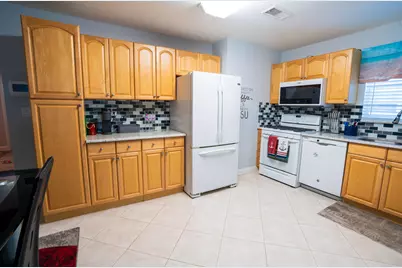 4386 Bamboo Drive, Palm Beach Gardens, FL 33410 - Photo 10