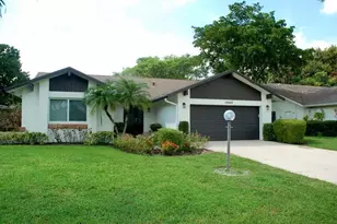 16843 Boca Delray Dr, Delray Beach, FL 33484 - Photo 2