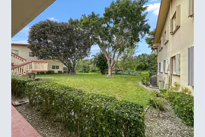 47 Camden B, West Palm Beach, FL 33417 - Photo 6