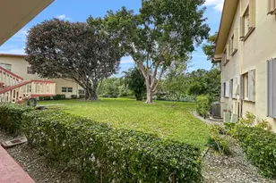 47 Camden B, West Palm Beach, FL 33417 - Photo 6