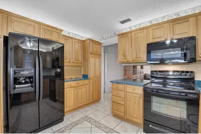 634 Hummingbird Lane, Delray Beach, FL 33445 - Photo 16