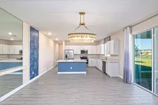 12623 NW Copper Creek Dr, Port Saint Lucie, FL 34987 - Photo 16