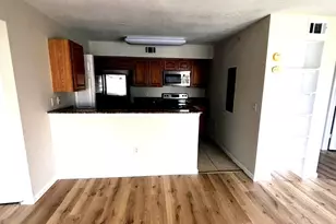 251 SW Palm Dr, Port Saint Lucie, FL 34986 - Photo 4