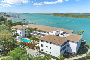 1630 Seaway Dr, Fort Pierce, FL 34949 - Photo 4