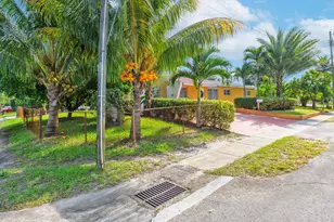 7050 Raleigh St, Hollywood, FL 33024 - Photo 2