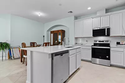 12842 SW Lake Fern Circle, Port Saint Lucie, FL 34987 - Photo 2