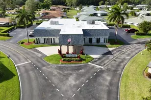 521 Sandpiper Circle, Delray Beach, FL 33445 - Photo 2