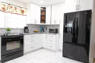 521 Sandpiper Circle, Delray Beach, FL 33445 - Photo 18