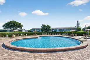 71 Canterbury C, West Palm Beach, FL 33417 - Photo 16