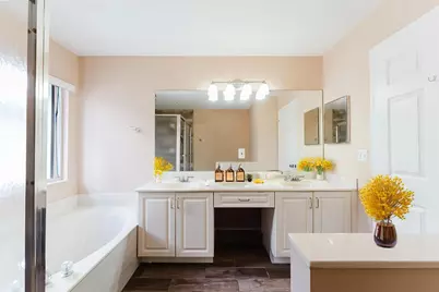 4015 Banyan Trails Drive, Pompano Beach, FL 33073 - Photo 10