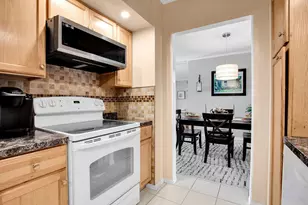 250 NE 20th St, Boca Raton, FL 33431 - Photo 4