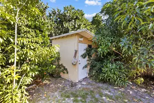 981 SW McCracken Ave Ave, Port Saint Lucie, FL 34953 - Photo 30