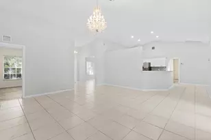 981 SW McCracken Ave Ave, Port Saint Lucie, FL 34953 - Photo 6