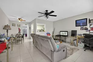 16 Sussex A, West Palm Beach, FL 33417 - Photo 10