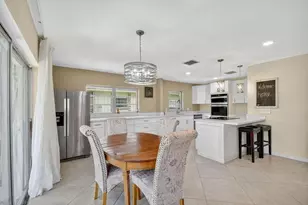 324 Orange Tree Dr, Atlantis, FL 33462 - Photo 6