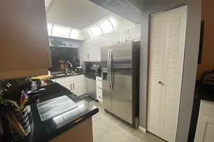 7915 Willow Spring Dr, Lake Worth, FL 33467 - Photo 6