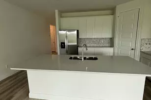 8666 Dahlia Cir, Port Saint Lucie, FL 34986 - Photo 6