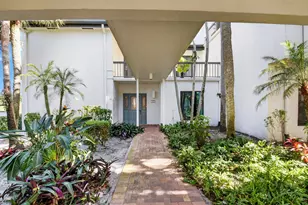 900 Greensward Ln, Delray Beach, FL 33445 - Photo 42