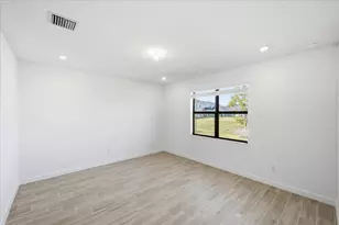 6866 NW Kestrel Lane, Port Saint Lucie, FL 34987 - Photo 16