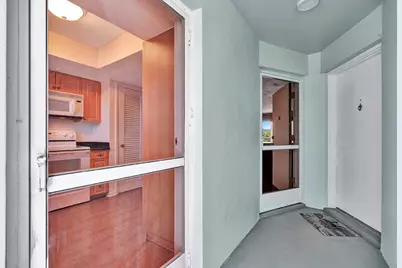 121 Wettaw Lane #211, North Palm Beach, FL 33408 - Photo 4