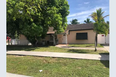 118 NW 4th Street, Boynton Beach, FL 33435 - Photo 1