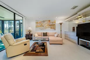 5 Eastgate Dr, Boynton Beach, FL 33436 - Photo 10