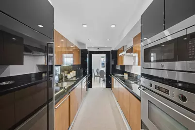 100 Sunrise Avenue #520/521, Palm Beach, FL 33480 - Photo 10