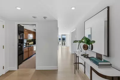 100 Sunrise Avenue #520/521, Palm Beach, FL 33480 - Photo 2