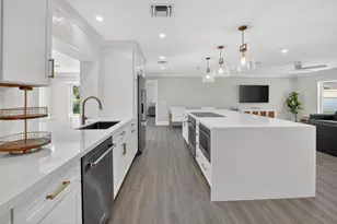 135 SE 28th Ct, Boynton Beach, FL 33435 - Photo 6