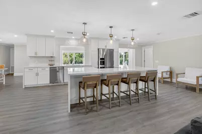 135 SE 28th Court, Boynton Beach, FL 33435 - Photo 8