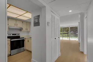 103 Royal Pk Dr, Oakland Park, FL 33309 - Photo 14