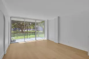 103 Royal Pk Dr, Oakland Park, FL 33309 - Photo 4