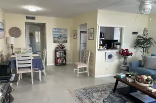 31 Canterbury B, West Palm Beach, FL 33417 - Photo 16