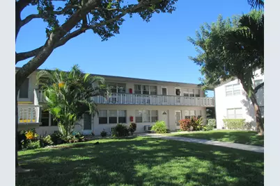 31 Canterbury B, West Palm Beach, FL 33417 - Photo 1