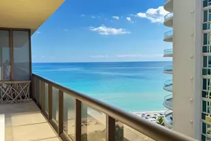 16275 Collins Ave, Sunny Isles Beach, FL 33160 - Photo 10