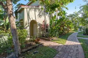 155 Monterey Bay Dr, Boynton Beach, FL 33426 - Photo 2