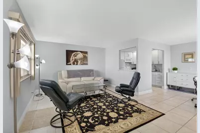 118 Monaco C, Delray Beach, FL 33446 - Photo 4