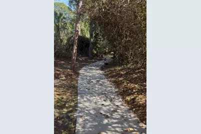 104 NE Charleston Oaks Drive, Port Saint Lucie, FL 34983 - Photo 8