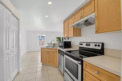 1430 Red Apple Lane, West Palm Beach, FL 33415 - Photo 20