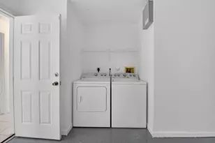 1430 Red Apple Ln, West Palm Beach, FL 33415 - Photo 32